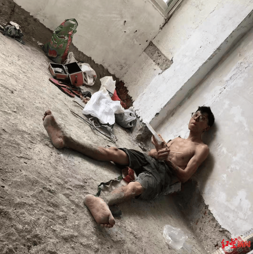 小伙搬砖9年攒200万<strong></p>
<p>币圈相关知识</strong>，修别墅买车：宁愿不要这些钱，若时间倒流想好好读书
