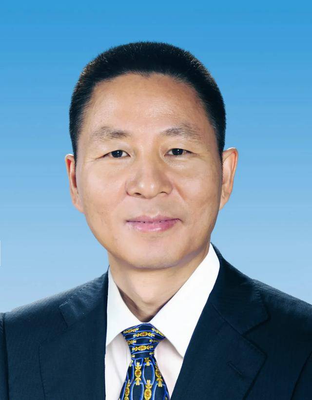 国务院免去他的职务<strong></p>
<p>篮球</strong>！已在“五一”假期前一天深夜落马