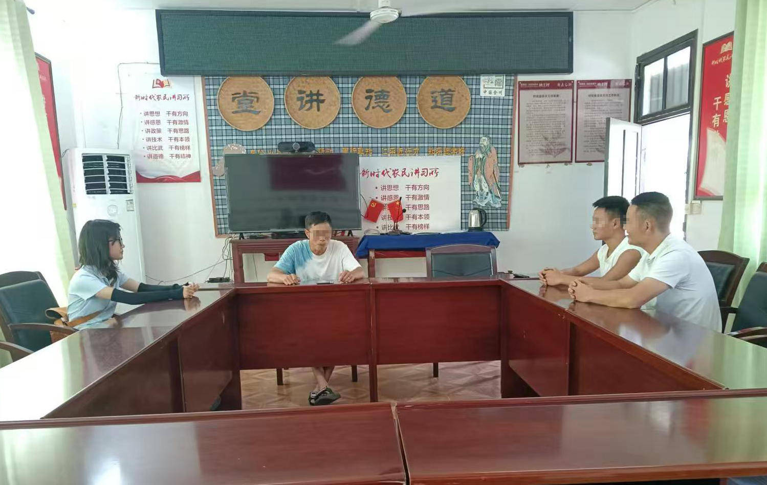 贵州22岁女村支书遇车祸不幸身亡 乡政府工作人员：她上任仅数月<strong></p>
<p>比特币怎么挖矿</strong>，开展工作后回村路上遇事故