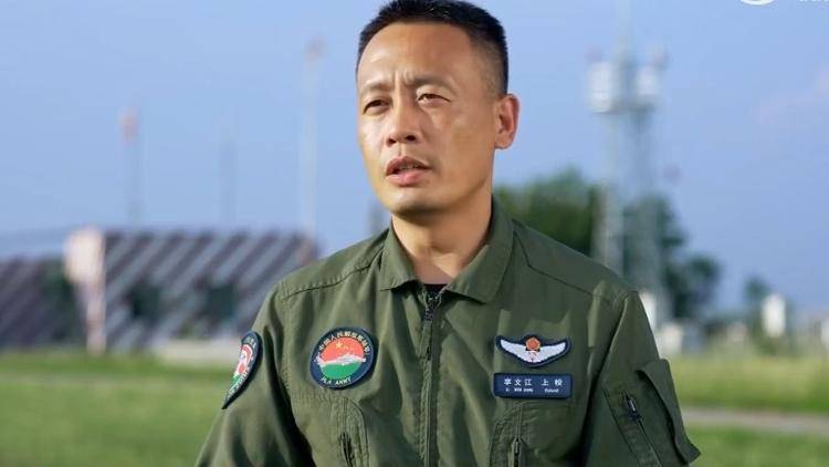 九三阅兵倒计时5天<strong></p>
<p>比特币怎么交易</strong>！空中梯队多型新机将首次受阅 队员练就“米秒不差”