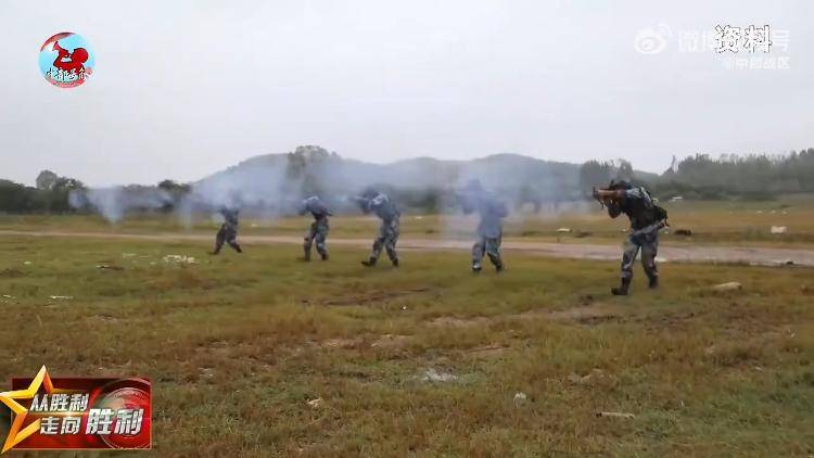 九三阅兵倒计时5天<strong></p>
<p>比特币怎么交易</strong>！空中梯队多型新机将首次受阅 队员练就“米秒不差”
