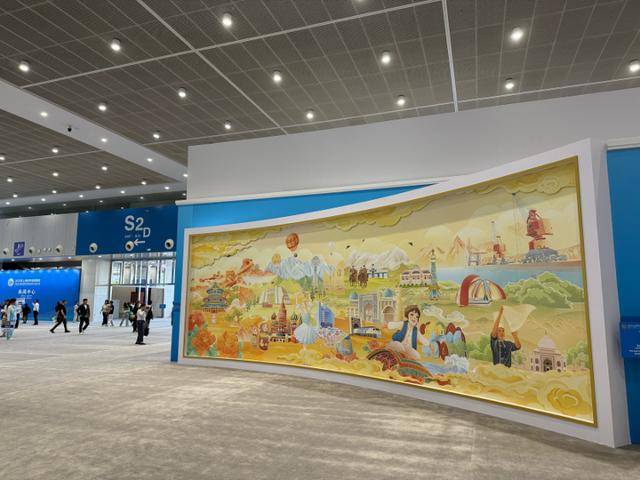 上合天津峰会22米巨幅壁画火出圈<strong></p>
<p>比特币今天价格</strong>，这些中外元素你认出几个？