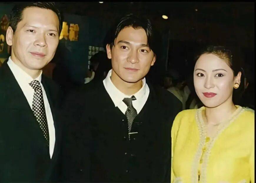 向太称曾借给刘德华4000万：没有打欠条<strong></p>
<p>比特币今天行情</strong>，刘德华需要支付债务，那时候的他给不出那么多钱