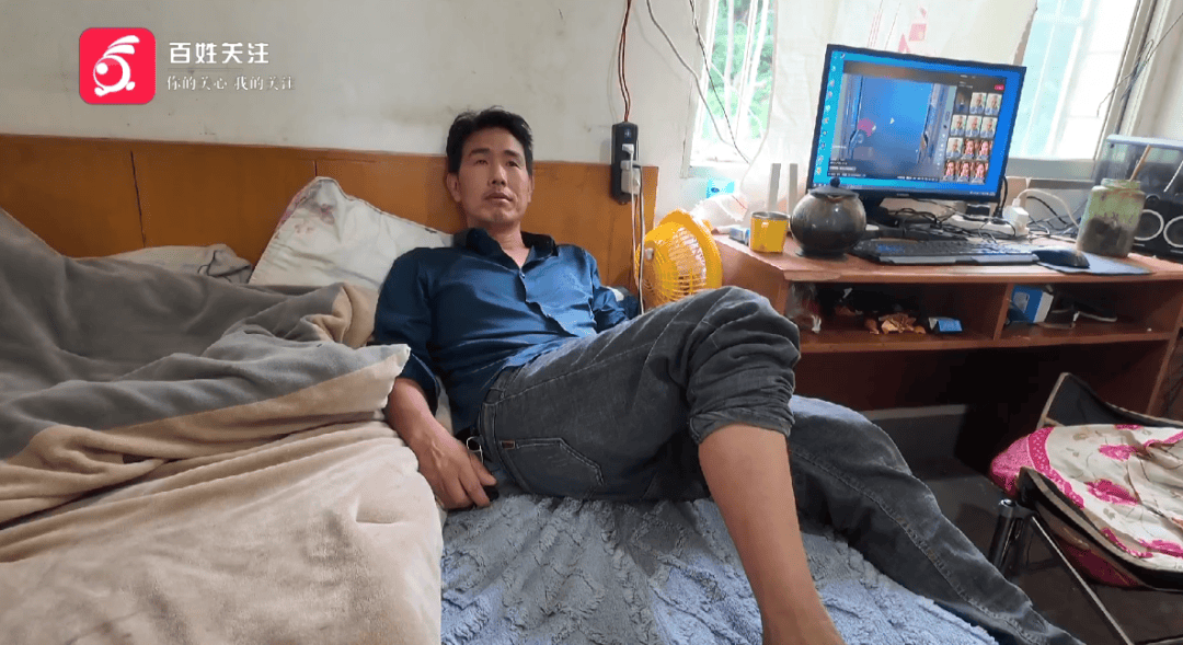 心酸！12岁男孩“独居”贵阳一安置房内<strong></p>
<p>比特币交易市场</strong>，父亲回应：迫于无奈，因为……