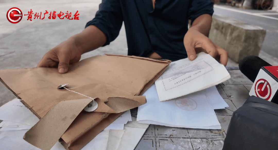 心酸！12岁男孩“独居”贵阳一安置房内<strong></p>
<p>比特币交易市场</strong>，父亲回应：迫于无奈，因为……