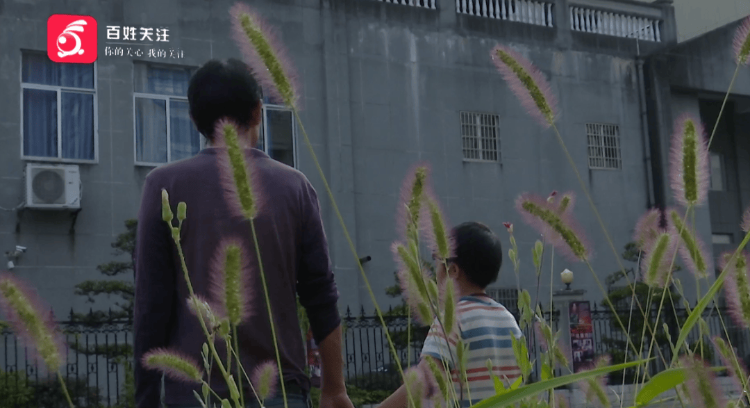 心酸！12岁男孩“独居”贵阳一安置房内<strong></p>
<p>比特币交易市场</strong>，父亲回应：迫于无奈，因为……