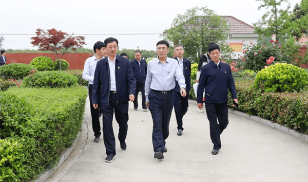 鹤壁市委常委、常务副市长林鸿嘉落马<strong></p>
<p>今日比特币价格</strong>，一个月前被罢免