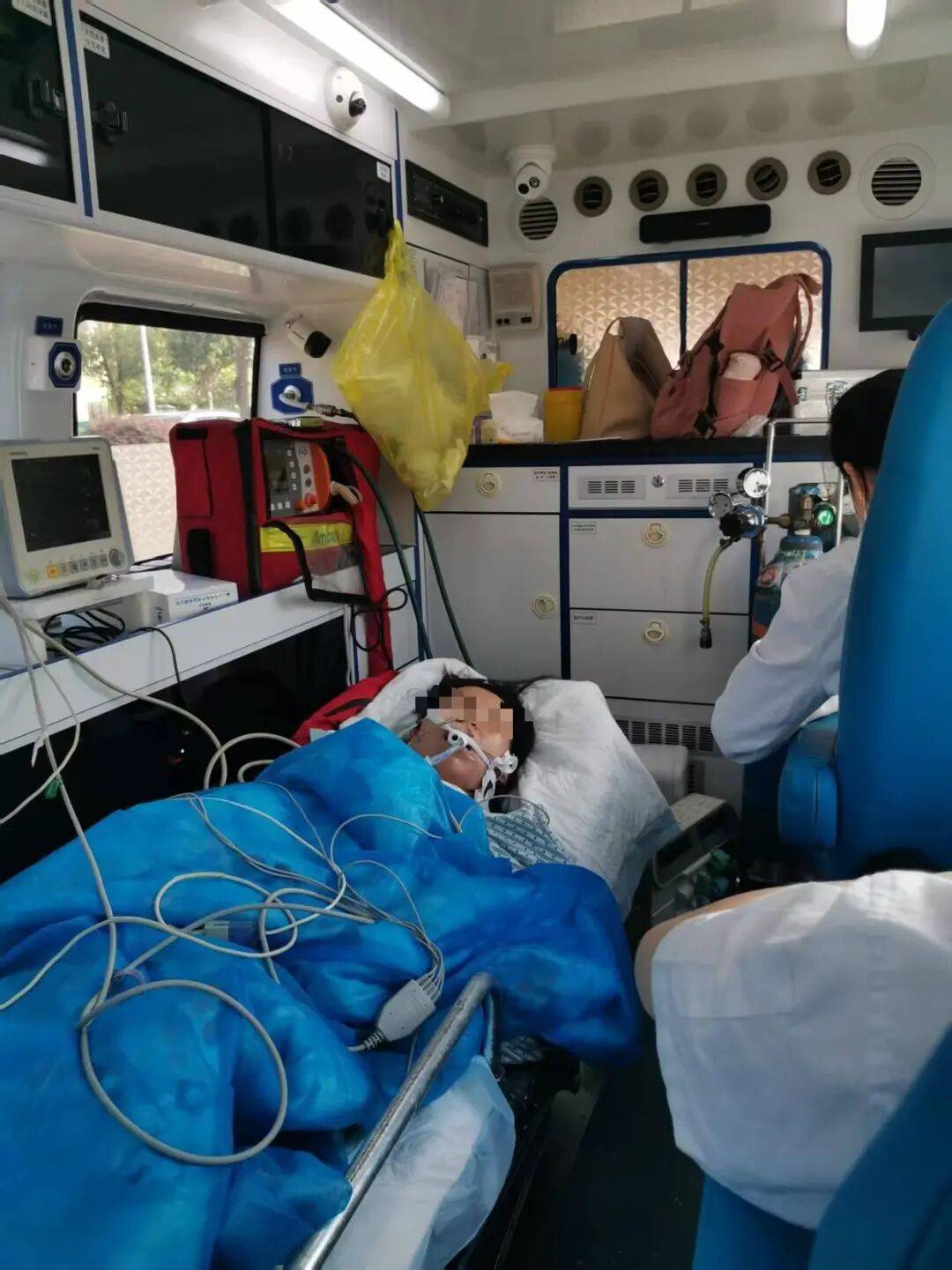 女护士结婚半年发烧头痛<strong></p>
<p>比特币今日</strong>，诊治12天才确诊“脑脊髓炎”致丧失劳动能力，鉴定：两家三甲医院因未及早诊断病情，应承担责任