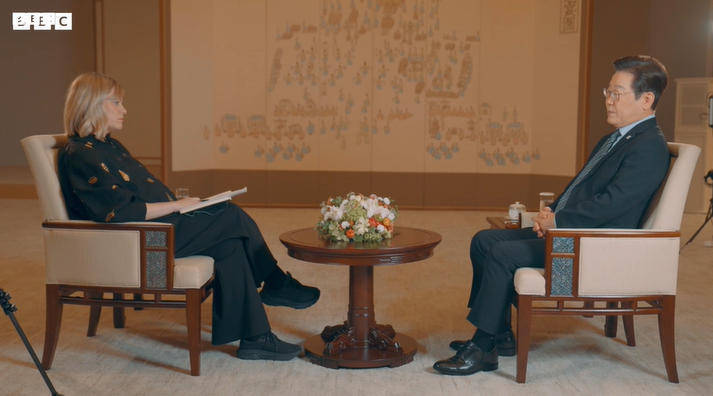 韩国总统李在明声称：看到中俄朝走近<strong></p>
<p>比特币今日</strong>，我们很难做
