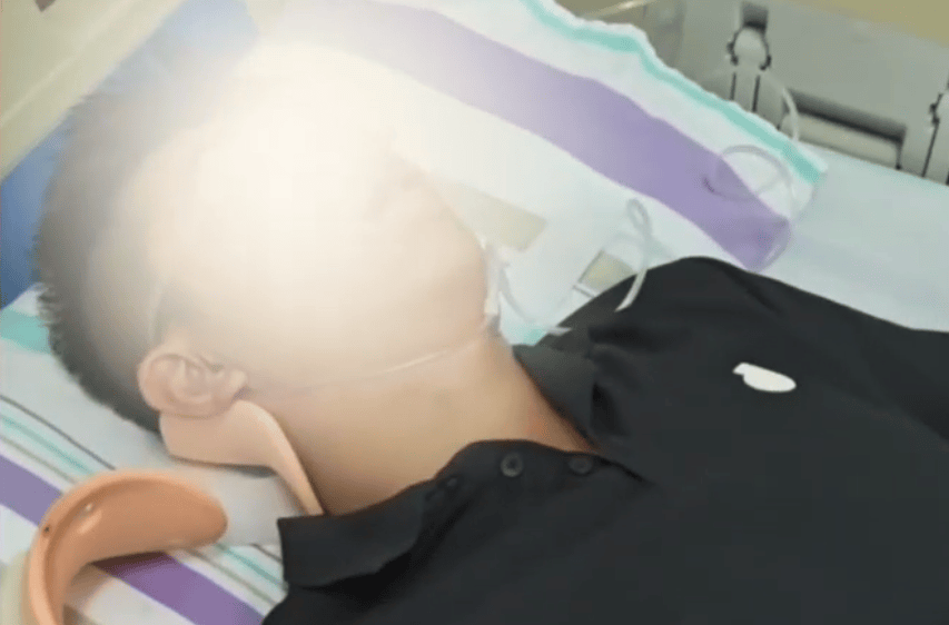 女司机撞到未拴绳的狗<strong></p>
<p>比特币实时</strong>，同车男子遭狗主人亲友围殴！警方通报