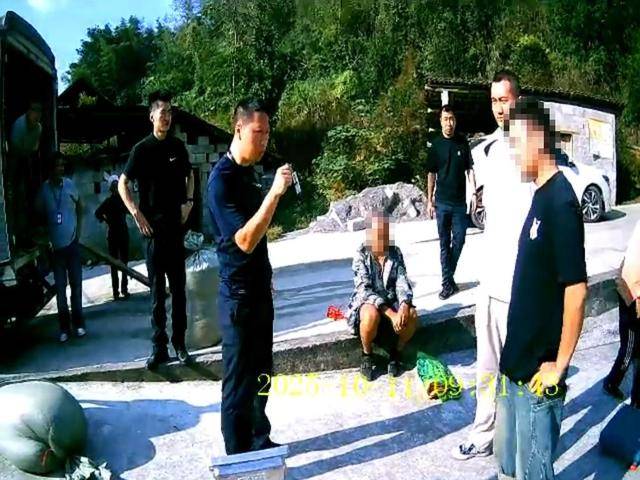 100斤玉米上秤秒变60斤？贵州一村民遭“鬼秤”骗粮！民警出手<strong></p>
<p>购买比特币</strong>，5人被拘