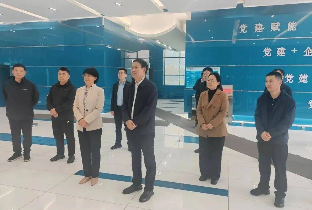 平阴县政协考察组来<strong></p>
<p>比特币实时走势图</strong>我市学习考察