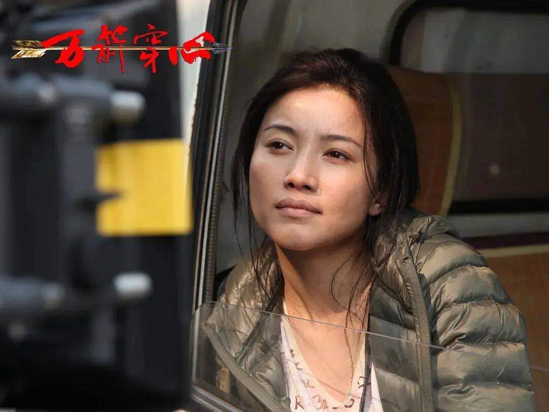 52岁影后颜丙燕公开小20岁男友：他知道我将步入更年期<strong></p>
<p>比特币实时走势图</strong>，已甜蜜相恋5年，两人出门必须手拉手