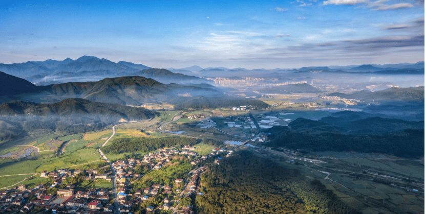为什么年轻人迷上了爬山？ | 秋高气爽<strong></p>
<p>比特币交易所</strong>，是时候出发了→