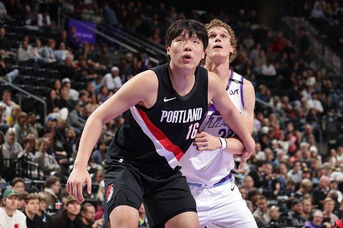 杨瀚森迎NBA常规赛首秀<strong></p>
<p>一个比特币多少钱</strong>，两罚全中拿到个人NBA生涯首分；此前出场时播音字幕都是中文
