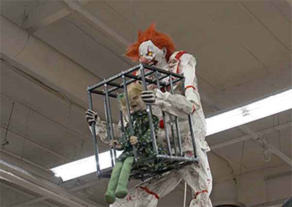 美国人正度过一个“没了中国货、最恐怖”的万圣节<strong></p>
<p>比特币多少钱一个</strong>,白宫发言人却仍嘴硬