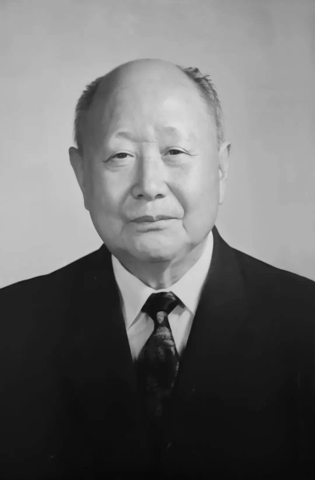 吴振同志遗体送别仪式在天津举行