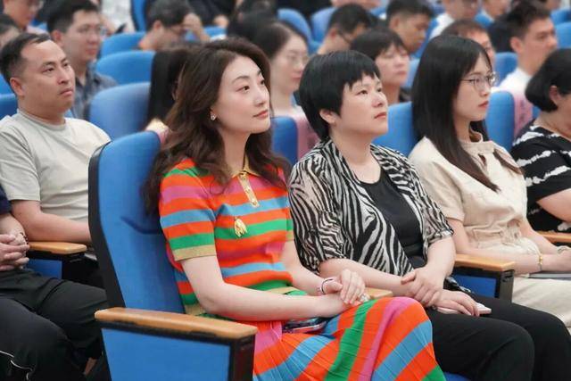 宗馥莉“心腹”祝丽丹离职<strong></p>
<p>怎么购买比特币</strong>!曾是娃哈哈核心高管