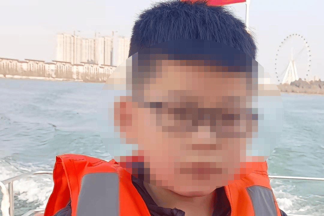 玩耍被撞后10岁男孩被诊断有肿瘤<strong></p>
<p>怎么买比特币</strong>,多器官切除 当地卫健局:医院存在问题,已立案