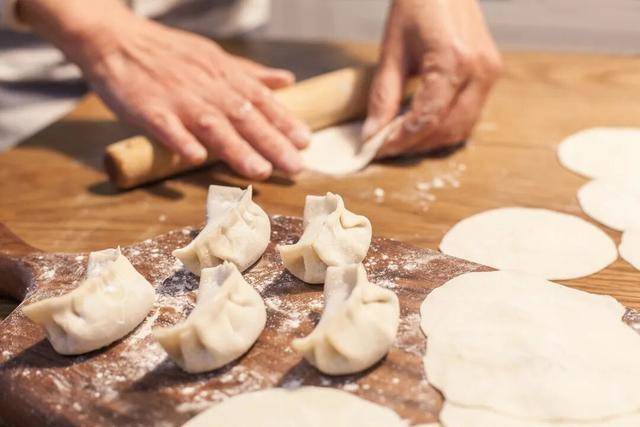 百年难遇“早立冬”来了<strong></p>
<p>比特币现在多少钱</strong>!有啥讲究?早看早准备!