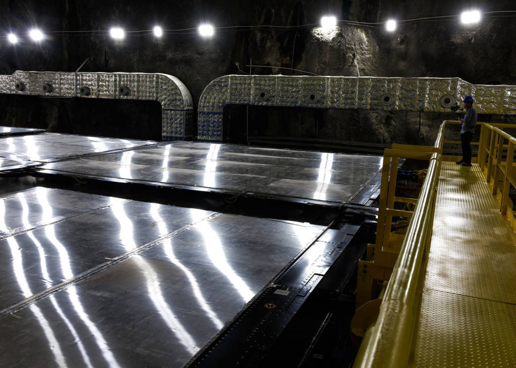 镜头内外｜地下700米<strong></p>
<p>比特币历史最高价</strong>，国之重器捕捉“幽灵粒子”