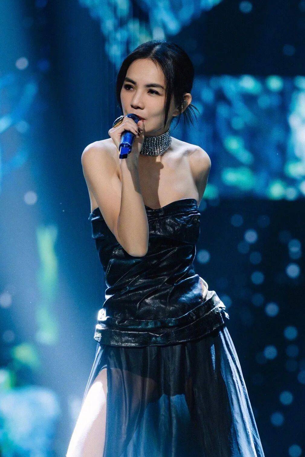 陈嘉桦<strong></p>
<p>比特币交易今日价格</strong>，不慌不忙的惊艳