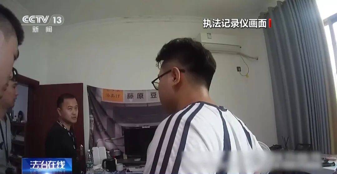 广州南站<strong></p>
<p>比特币兑人民币</strong>，一男子频繁“上厕所”，被警方盯上
