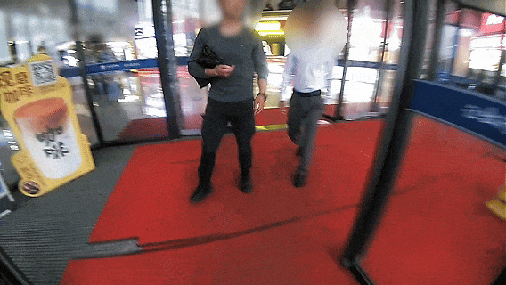 上门取走19万元<strong></p>
<p>比特币兑人民币</strong>,杭州一西装革履“金融专员”被抓!在高速服务区被抓,车上塞满现金