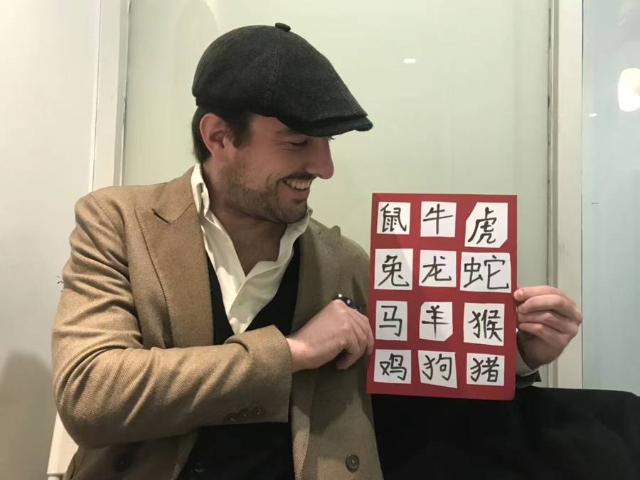 法国人在上海开店<strong></p>
<p>比特币十年价格走势图</strong>，只卖白色衣服竟然火了丨上海滩上洋掌柜