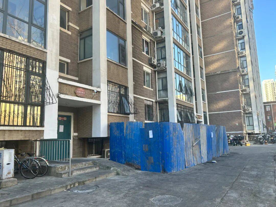 天通苑一天两起电动车火情<strong></p>
<p>比特币十年价格走势图</strong>,突然着火忒吓人丨有事儿@新京报