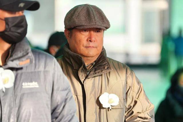 何晴之子追思:妈妈很喜欢雪<strong></p>
<p>比特币价格走势图</strong>,北京这场雪好像是为她而下