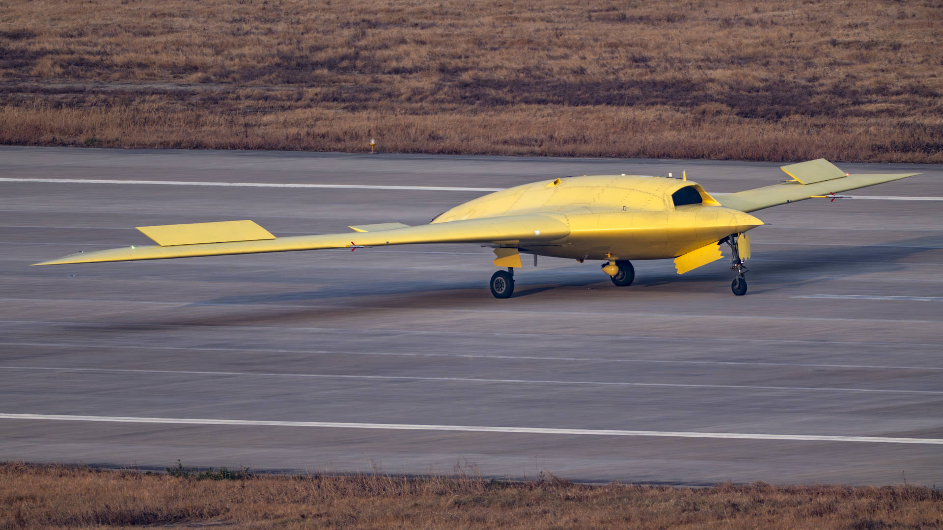 多张高清大图<strong></p>
<p>比特币价格走势图</strong>！新型高空高速长航时无人机彩虹-7近日成功首飞