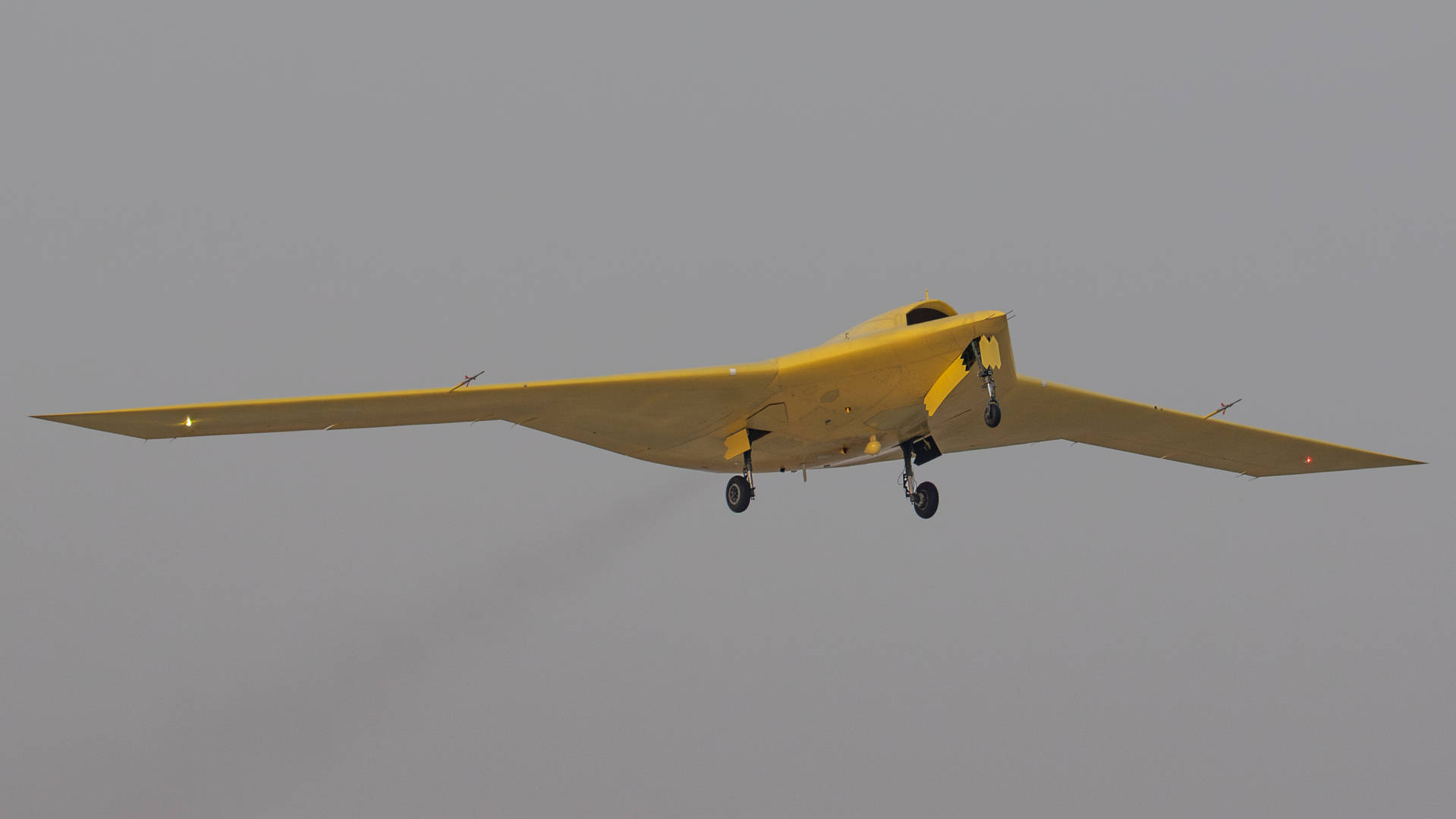 多张高清大图<strong></p>
<p>比特币价格走势图</strong>！新型高空高速长航时无人机彩虹-7近日成功首飞