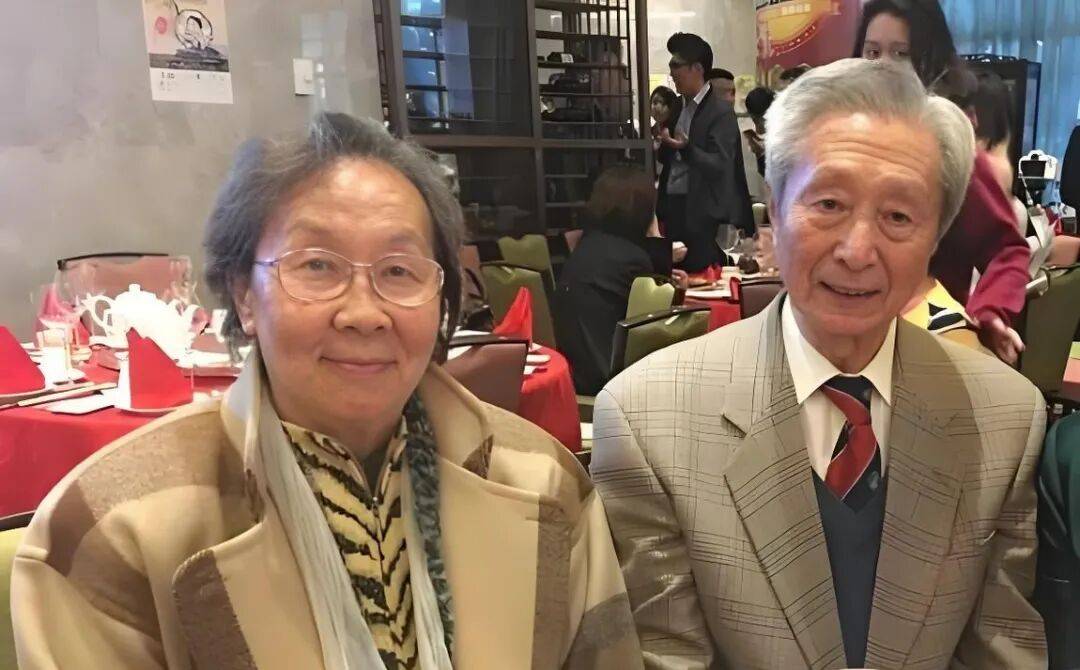 钟瑞去世<strong></p>
<p>比特币怎么玩</strong>!宋世雄永别爱妻!