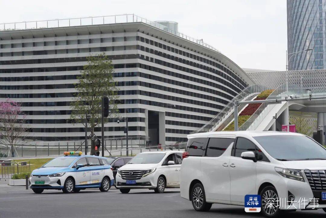 已撤下！深圳网红地标火速拆除争议招牌<strong></p>
<p>比特币减半时间表</strong>，曾连夜发公开信