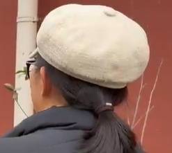 太夸张!上海人比比谁家楼下井盖多!有人家门口100个<strong></p>
<p>2012年比特币价格</strong>,“走路难!到处都像贴膏药”...