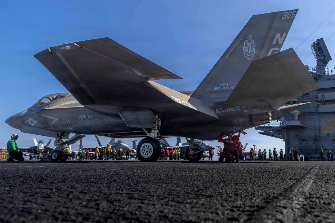 美军最大航母“福特”号停靠希腊<strong></p>
<p>比特币在哪买</strong>,650个厕所坏了近9成,舰员上厕所排队要四五十分钟