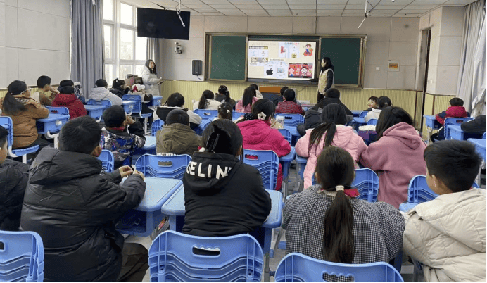 情暖童心传本领 关爱护航伴成长——市妇联开展“3·15”消费维权系列主题宣教活动